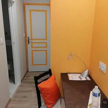 بيت ضيافة Au Clos De L'etang 3*