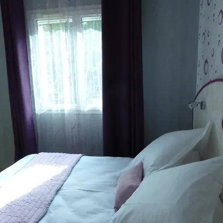 بيت ضيافة Au Clos De L'etang 3*